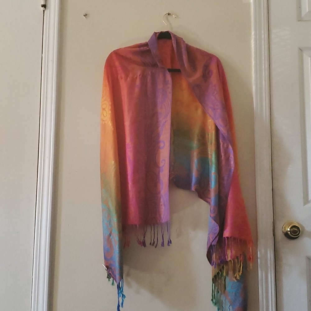 Scarf poncho